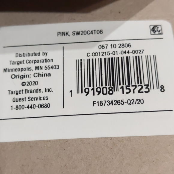 Room essentials soft pink throw NWT - Picture 5 of 5